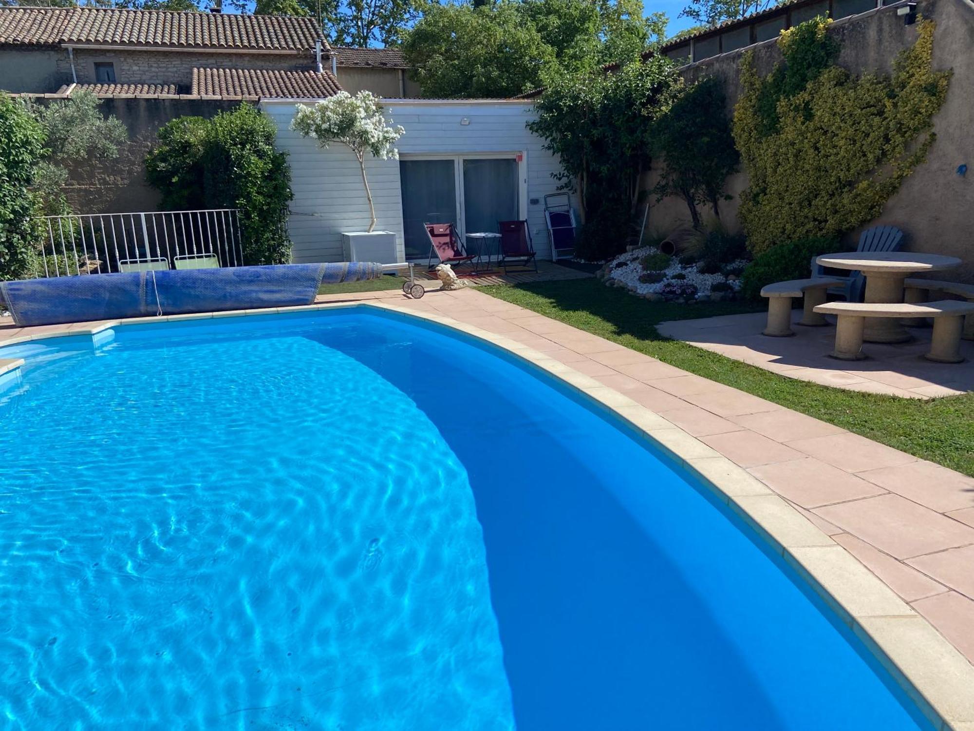 Apartment Terrasse Avec Piscine Mas-Blanc-des-Alpilles